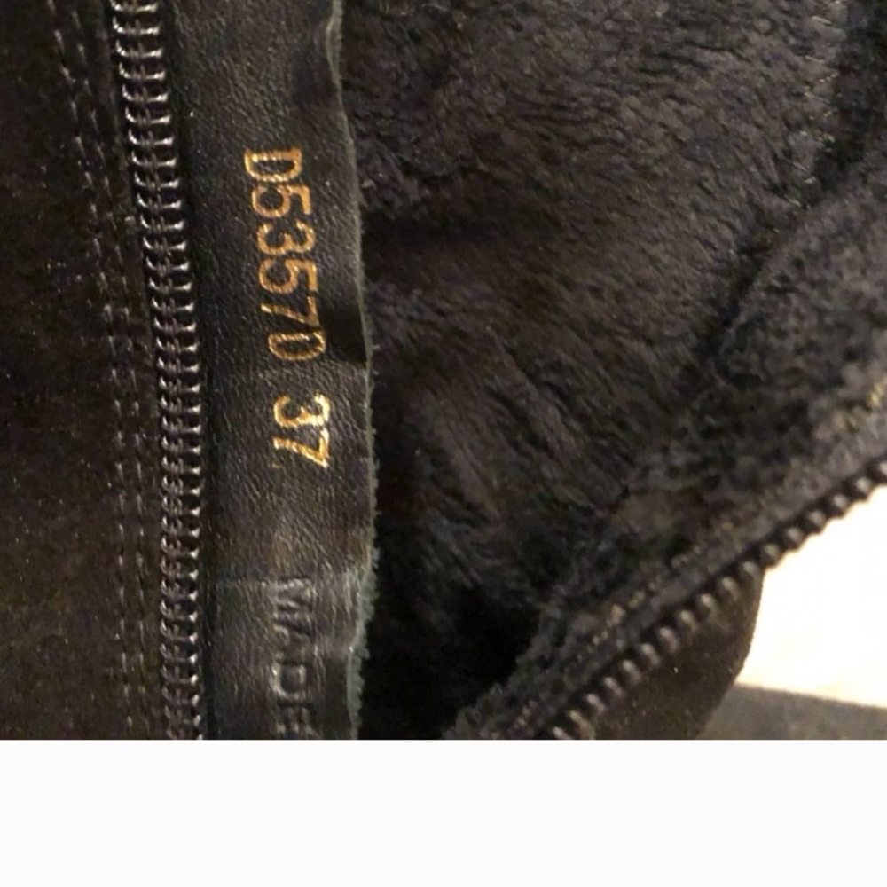 Like New! Geox Suede Boots - Picture 7 of 7